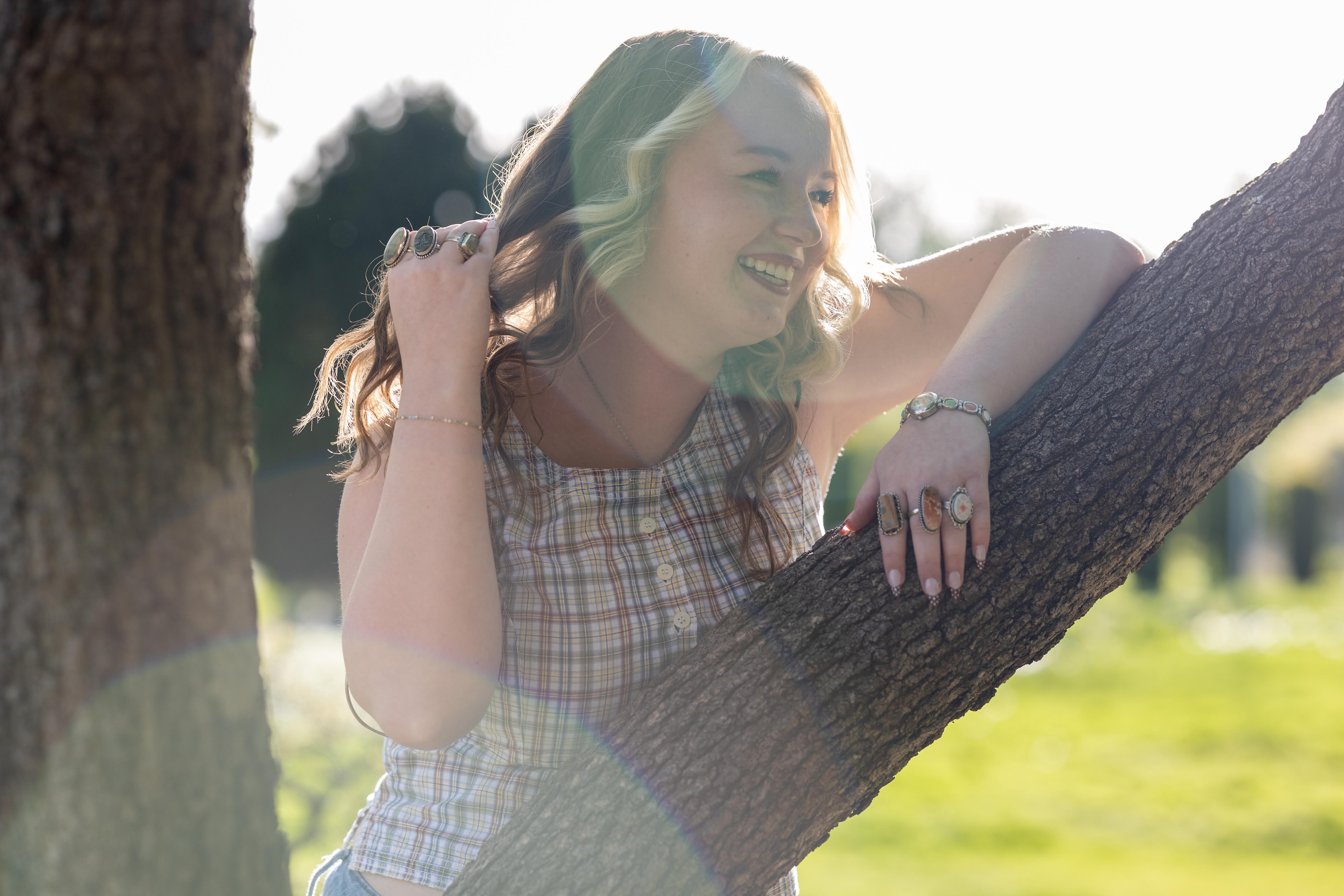Morgan senior portrait slide 3